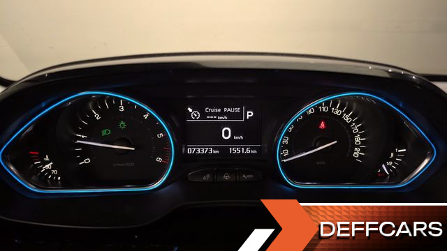 Peugeot 2008 1.5 BlueHDi Allure купить на сайте DeffCars