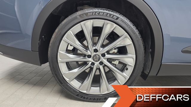 Toyota CROWN 2.5 4WD Hybrid купить на сайте DeffCars