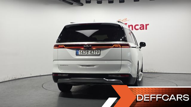Kia CARNIVAL Gasoline 9-Seater Signature купить на сайте DeffCars