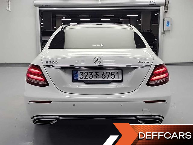 Mercedes E-CLASS E300 4MATIC Avnatgarde купить на сайте DeffCars