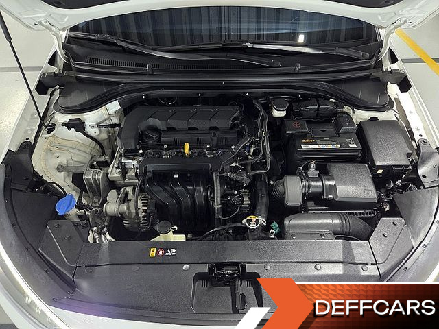 Hyundai AVANTE 1.6 Smart купить на сайте DeffCars