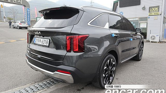 Kia SORENTO Gasoline 2.5T 2WD Signature купить на сайте DeffCars