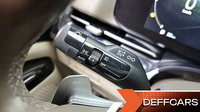 Kia CARNIVAL Gasoline 7-Seater Hi-Limousine Signature купить на сайте DeffCars