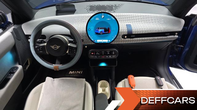 Mini COOPER SE Favoured купить на сайте DeffCars
