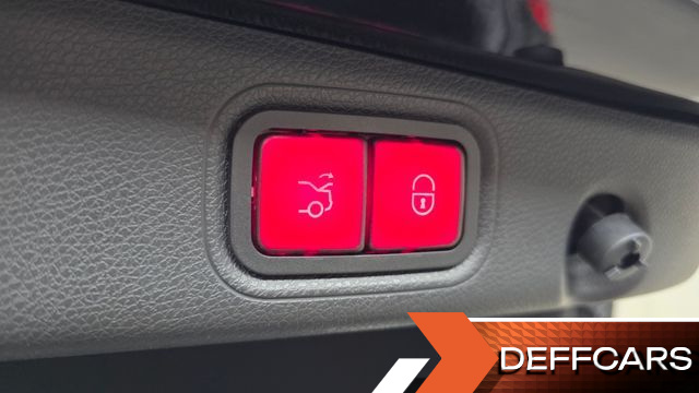 Mercedes E-CLASS E300 4MATIC AMG Line купить на сайте DeffCars