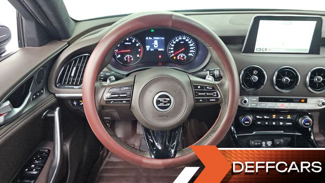 Kia STINGER 2.0 Turbo AWD Platinum купить на сайте DeffCars