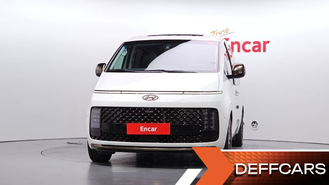Hyundai STARIA 4WD Lounge 9-Seater Inspiration купить на сайте DeffCars