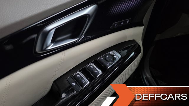 Kia CARNIVAL 9-Seater Signature купить на сайте DeffCars
