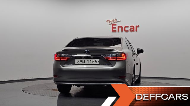 Lexus ES Supreme XV60 купить на сайте DeffCars