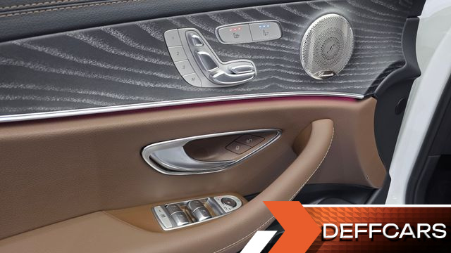 Mercedes E-CLASS E350 4MATIC Exclusive купить на сайте DeffCars