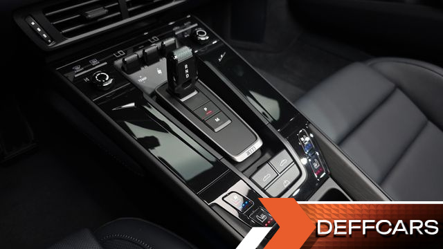 Porsche 911 Carrera 4 GTS Cabriolet купить на сайте DeffCars