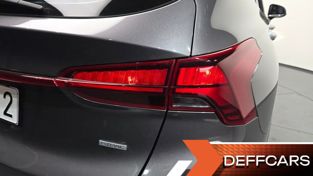 Hyundai SANTAFE Diesel 2.2 4WD Premium купить на сайте DeffCars