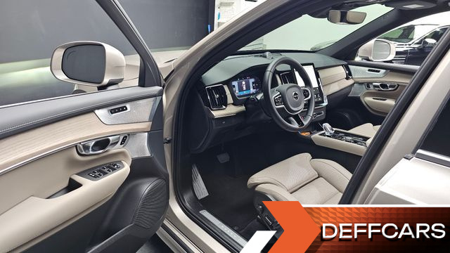 Volvo XC90 B6 Ultra Bright купить на сайте DeffCars