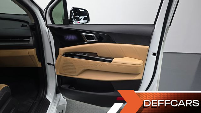 Kia CARNIVAL Gasoline 9-Seater Signature купить на сайте DeffCars
