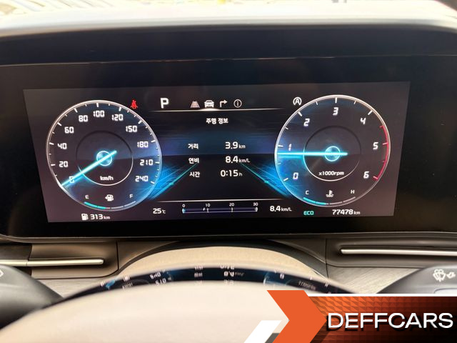 Kia CARNIVAL 9-Seater Noblesse купить на сайте DeffCars