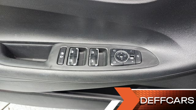 Hyundai GRANDEUR 2.5 Le Blanc купить на сайте DeffCars