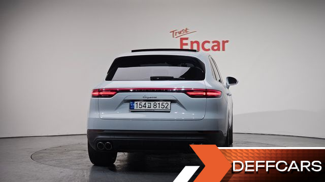 Porsche CAYENNE 3.0 PLATINUM EDITION купить на сайте DeffCars