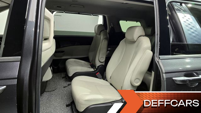 Kia CARNIVAL 9-Seater Noblesse купить на сайте DeffCars
