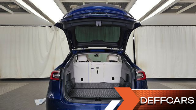 Tesla MODEL Y Long Range AWD купить на сайте DeffCars
