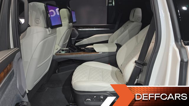 Cadillac ESCALADE 6.2 ESV ESV Sports Platinum купить на сайте DeffCars