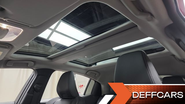 Toyota PRIUS 2.0 XLE купить на сайте DeffCars