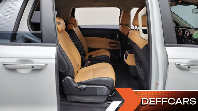Kia CARNIVAL 9-Seater Prestige купить на сайте DeffCars