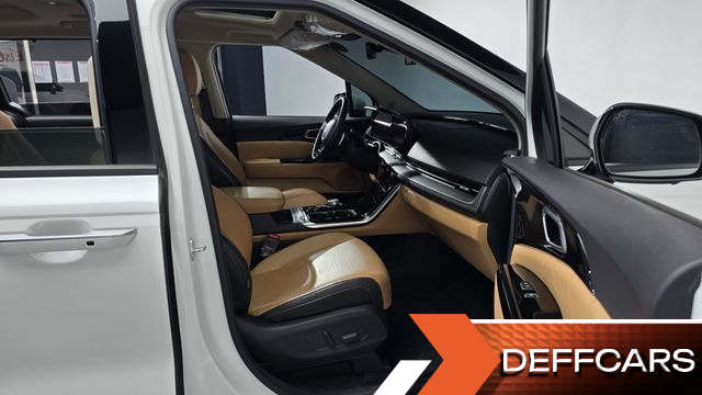 Kia CARNIVAL 9-Seater Signature купить на сайте DeffCars