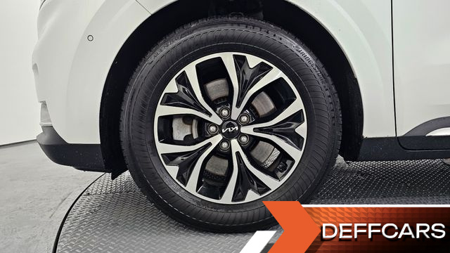 Kia CARNIVAL Gasoline 9-Seater Signature купить на сайте DeffCars