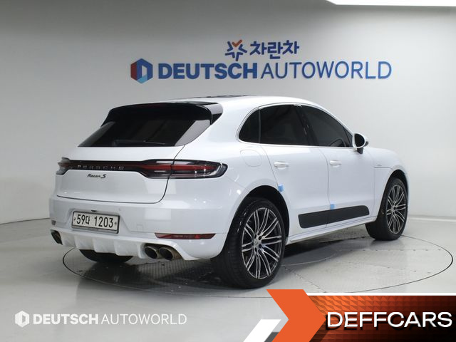 Porsche MACAN 3.0 S Diesel 95B купить на сайте DeffCars