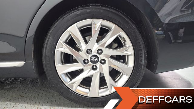Hyundai GRANDEUR Calligraphy купить на сайте DeffCars