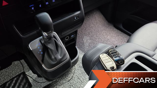 Hyundai STARIA L3.5 Cargo 3-Seater Modern купить на сайте DeffCars