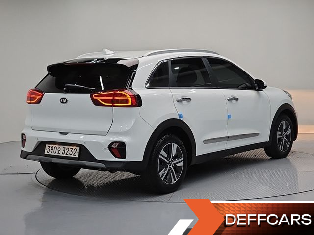 Kia NIRO 1.6 HEV Prestige купить на сайте DeffCars