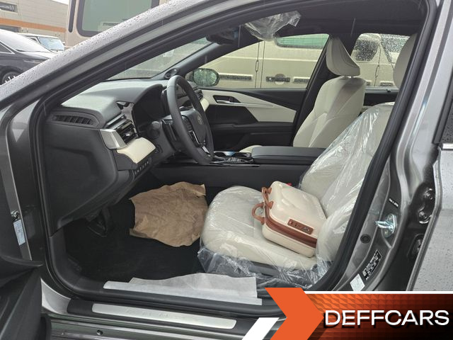 Toyota CAMRY 2.5 XLE Premium Hybrid купить на сайте DeffCars