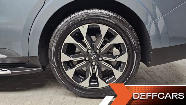 Kia CARNIVAL 9-Seater Signature купить на сайте DeffCars