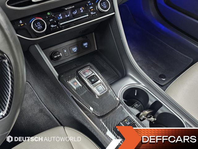 Hyundai SONATA 2.0 Inspiration купить на сайте DeffCars