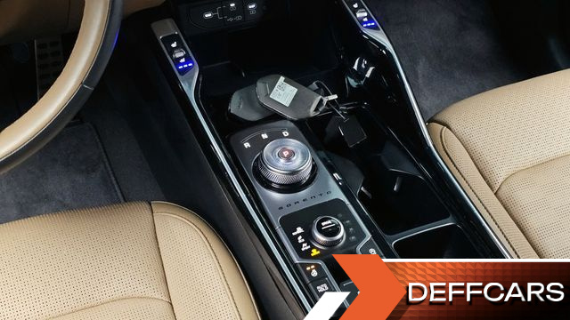 Kia SORENTO Diesel 2.2 4WD Signature купить на сайте DeffCars