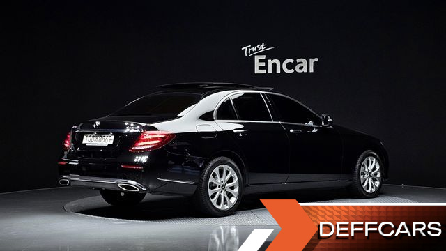 Mercedes E-CLASS E300 4MATIC Exclusive купить на сайте DeffCars