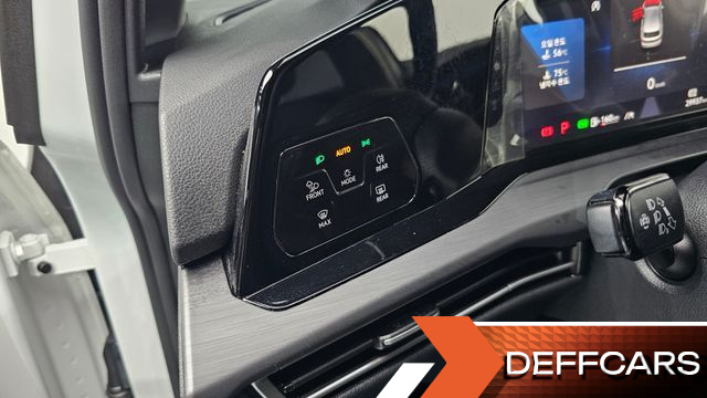 Volkswagen GOLF 2.0 TDI Premium купить на сайте DeffCars