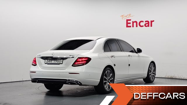 Mercedes E-CLASS E300 4MATIC Avnatgarde купить на сайте DeffCars