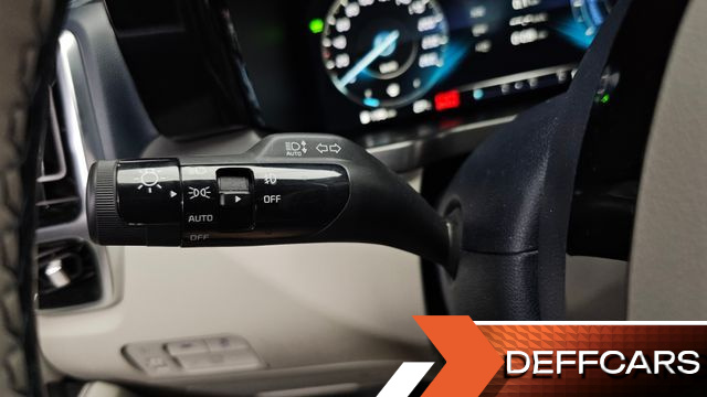 Kia SORENTO HEV 1.6 4WD Signature купить на сайте DeffCars