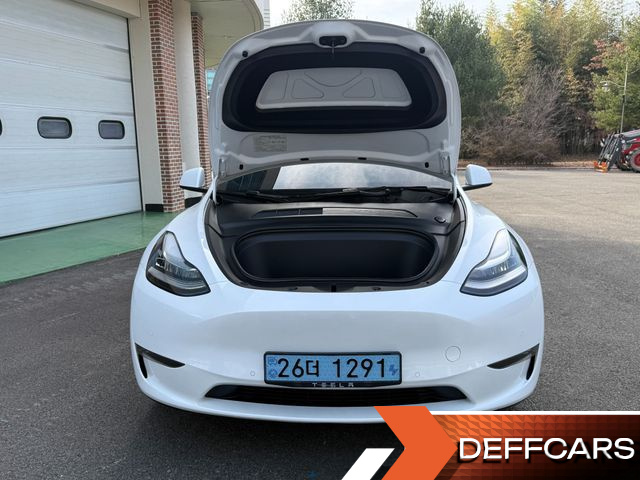 Tesla MODEL Y Standard Range RWD купить на сайте DeffCars