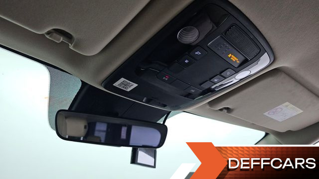 Kia CARNIVAL 9-Seater Noblesse купить на сайте DeffCars