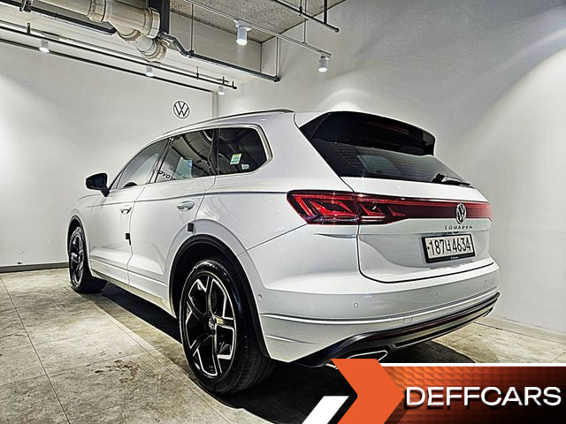 Volkswagen TOUAREG 3.0 TDI Prestige купить на сайте DeffCars