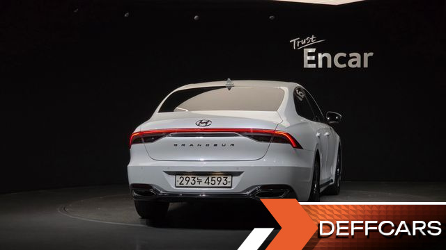 Hyundai GRANDEUR 2.5 Le Blanc купить на сайте DeffCars