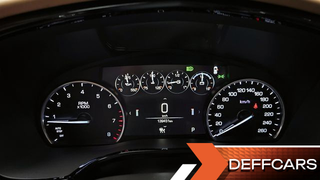 Cadillac XT5 3.6 Platinum купить на сайте DeffCars