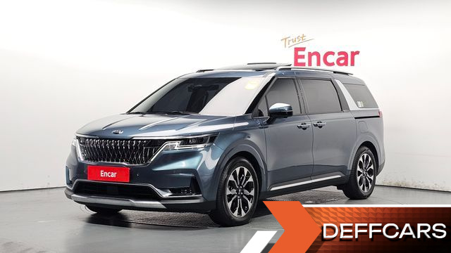 Kia CARNIVAL 7-Seater Signature купить на сайте DeffCars