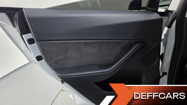 Tesla MODEL Y Standard Range RWD купить на сайте DeffCars