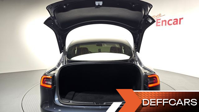 Tesla MODEL 3 Long Range AWD купить на сайте DeffCars