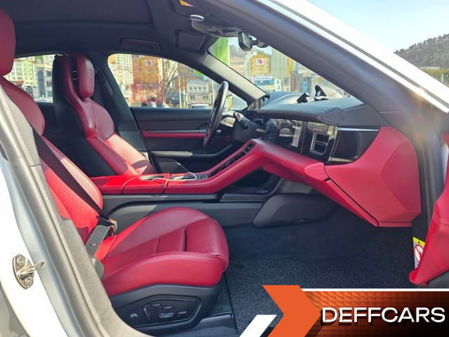 Porsche TAYCAN 4S купить на сайте DeffCars