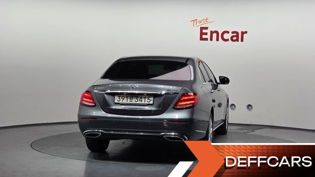 Mercedes E-CLASS E220d 4MATIC Exclusive купить на сайте DeffCars